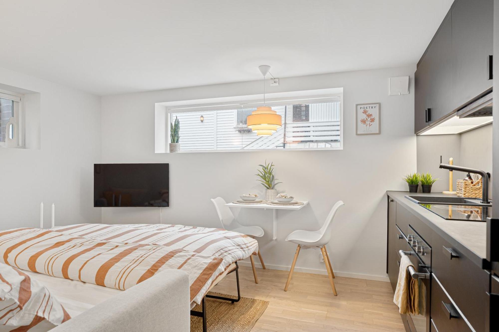 Apartment Modern With Wifi And New Furniture - Free Parking